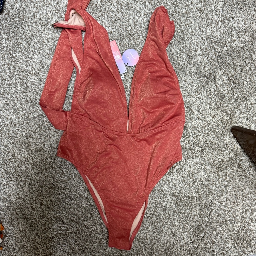 Cupshe JoJo Fletcher Collab Plunge One Piece Swimsuit